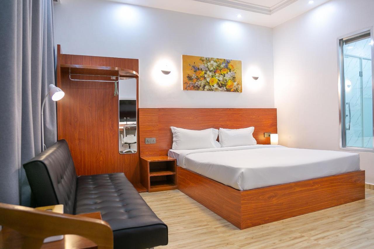 Hotel Totara Dar es Salaam Buitenkant foto