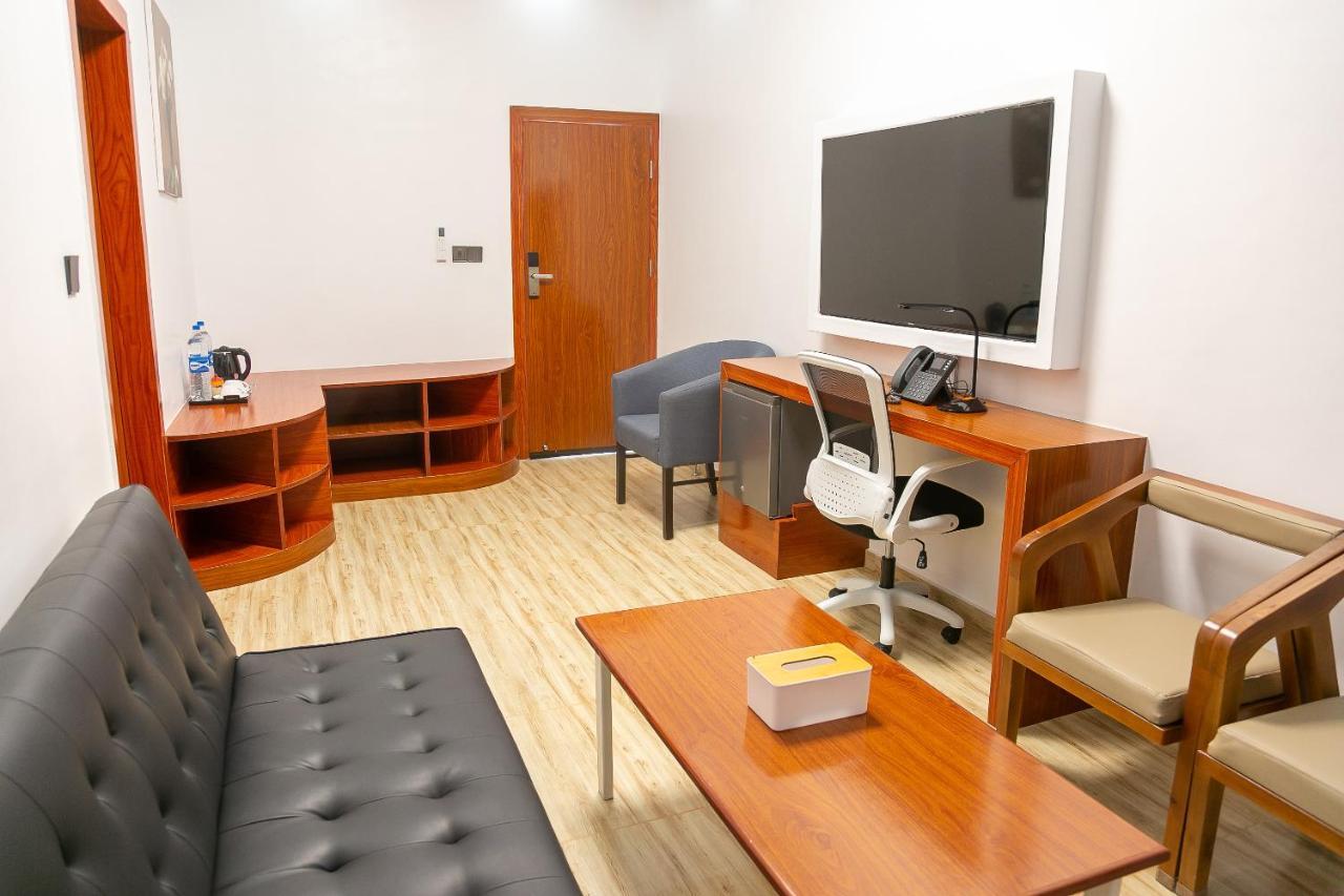 Hotel Totara Dar es Salaam Buitenkant foto