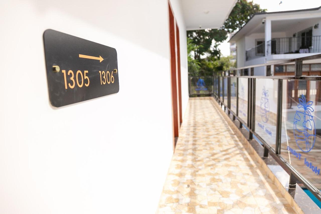 Hotel Totara Dar es Salaam Buitenkant foto