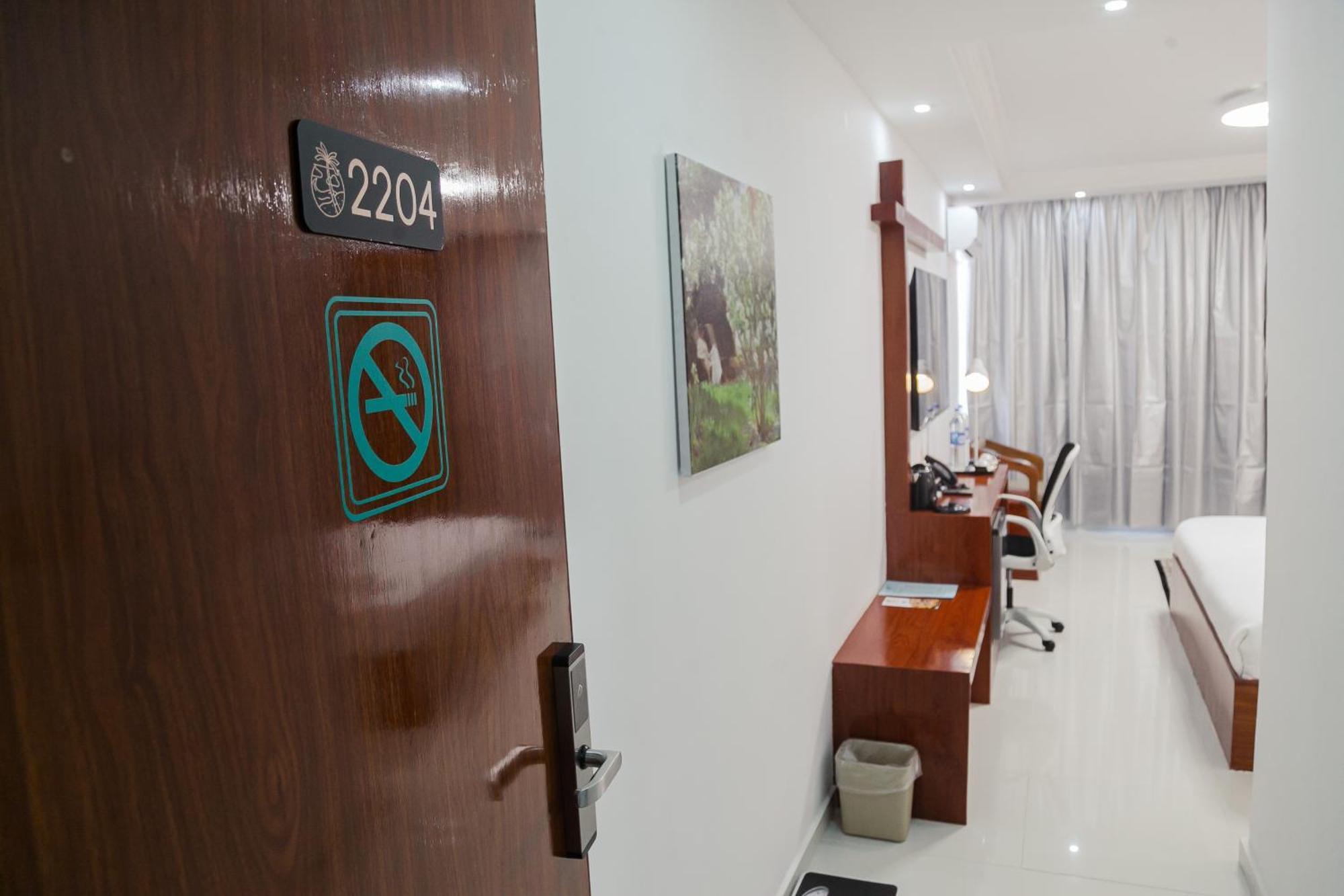 Hotel Totara Dar es Salaam Buitenkant foto