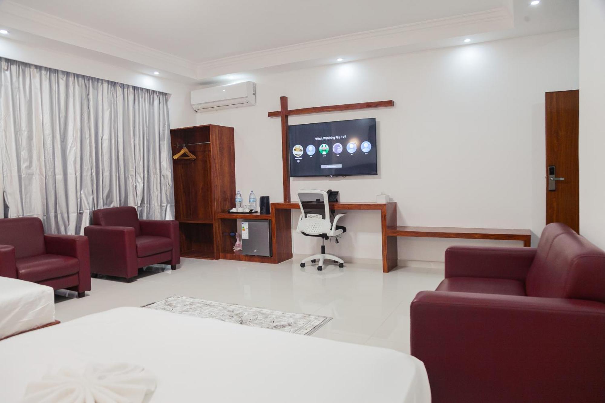 Hotel Totara Dar es Salaam Buitenkant foto