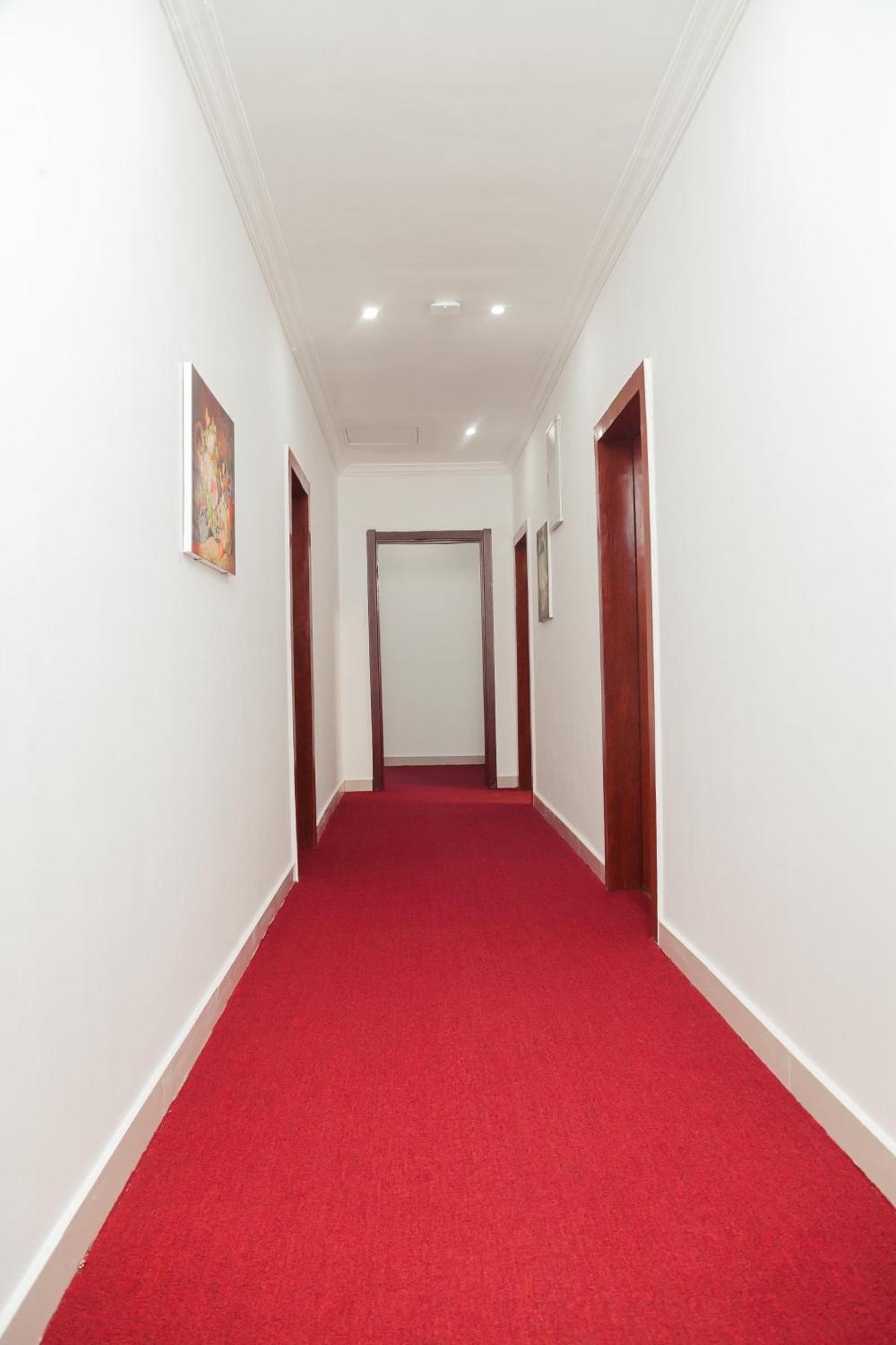Hotel Totara Dar es Salaam Buitenkant foto