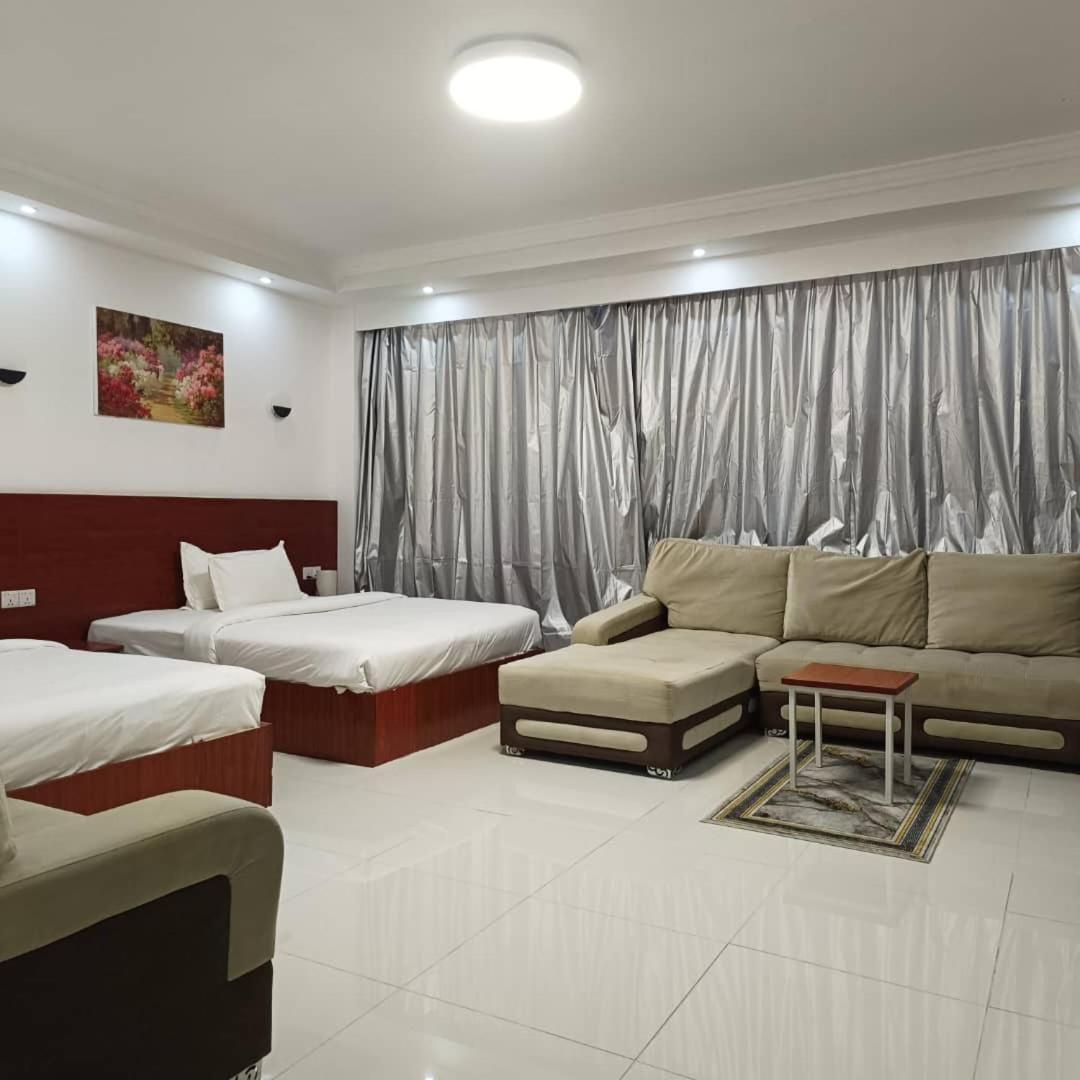 Hotel Totara Dar es Salaam Buitenkant foto